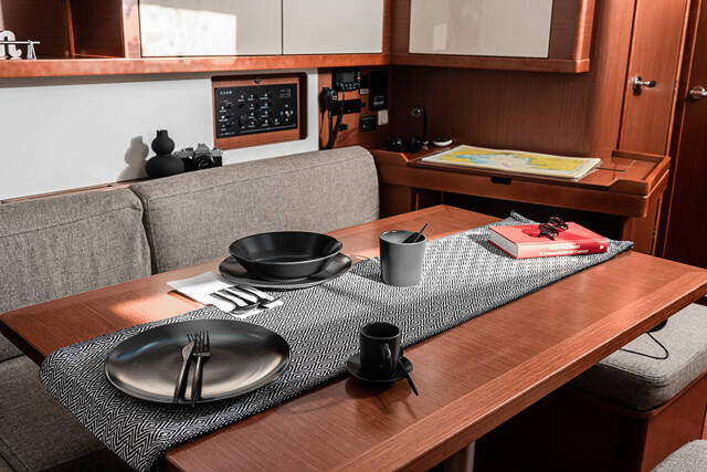 Oceanis 45 THEIA