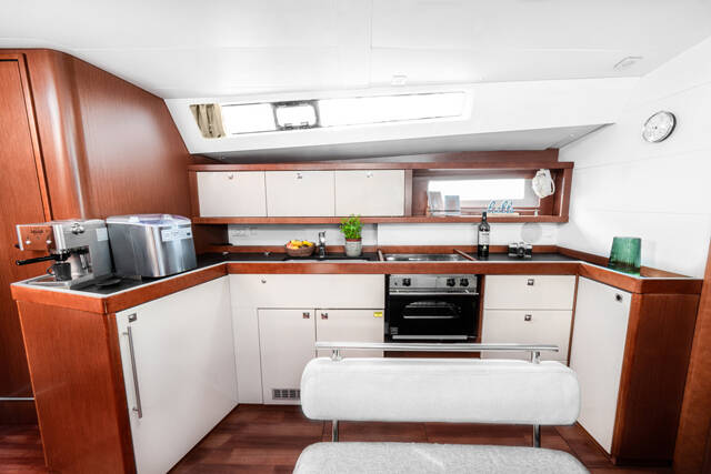 Oceanis 45 THEIA