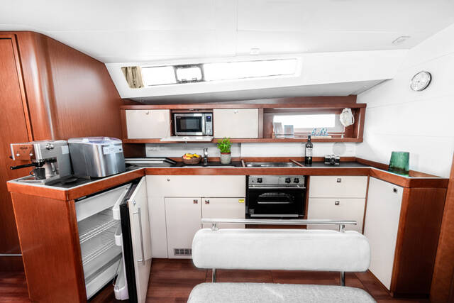 Oceanis 45 THEIA