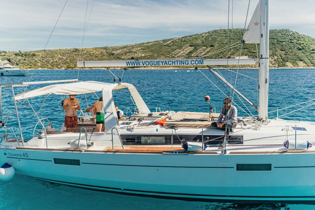 Oceanis 45 THEIA