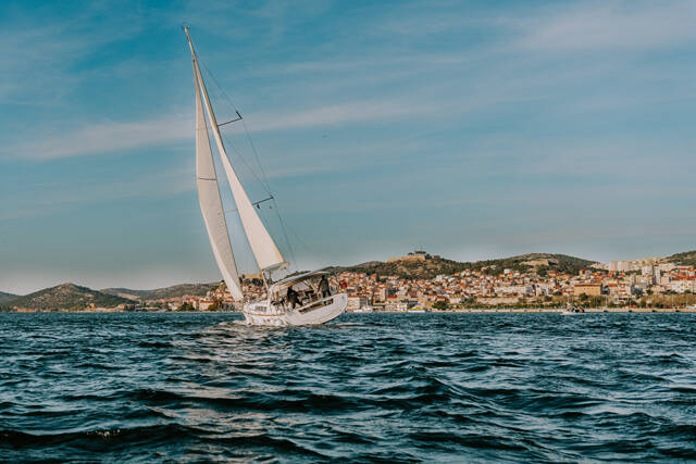 Oceanis 45 THEIA