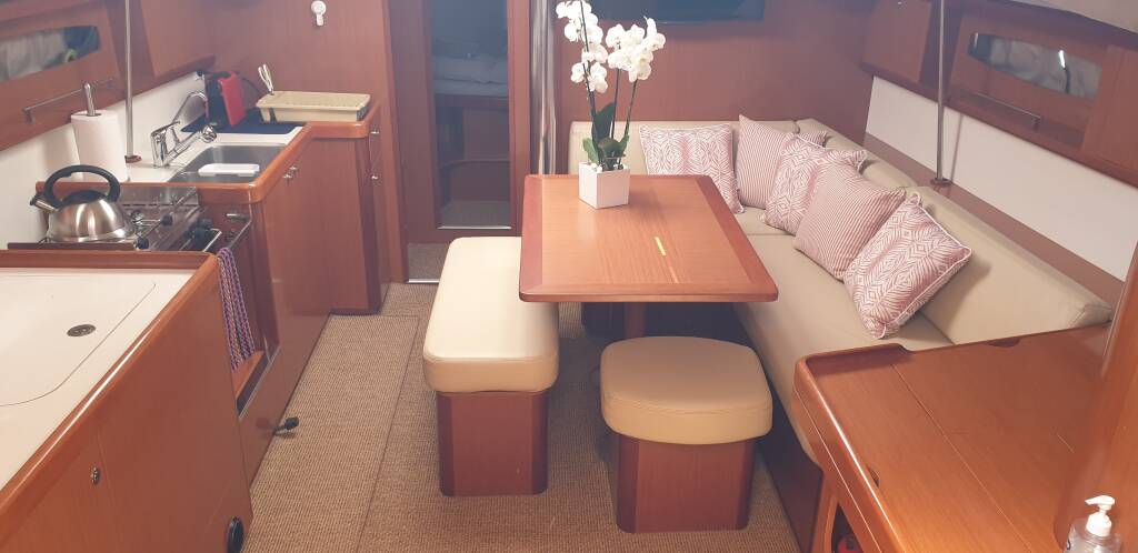 Oceanis 46 Sail La vie