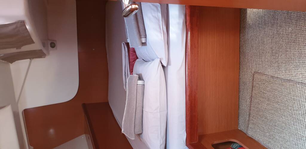 Oceanis 46 Sail La vie