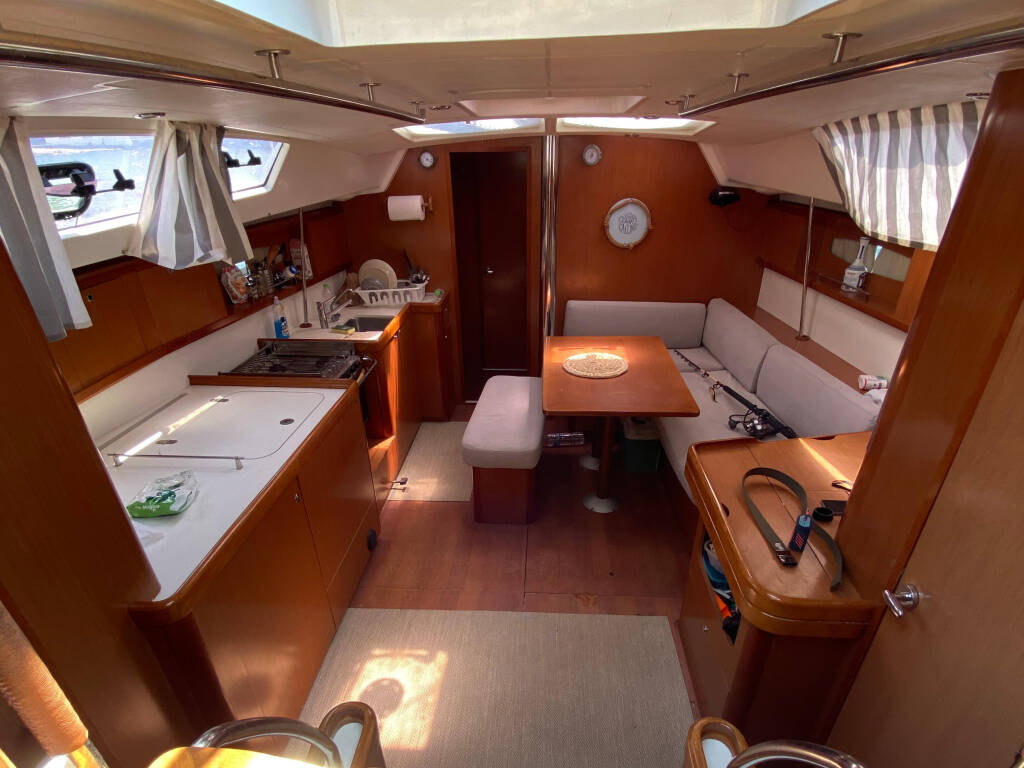 Oceanis 46 Victoria