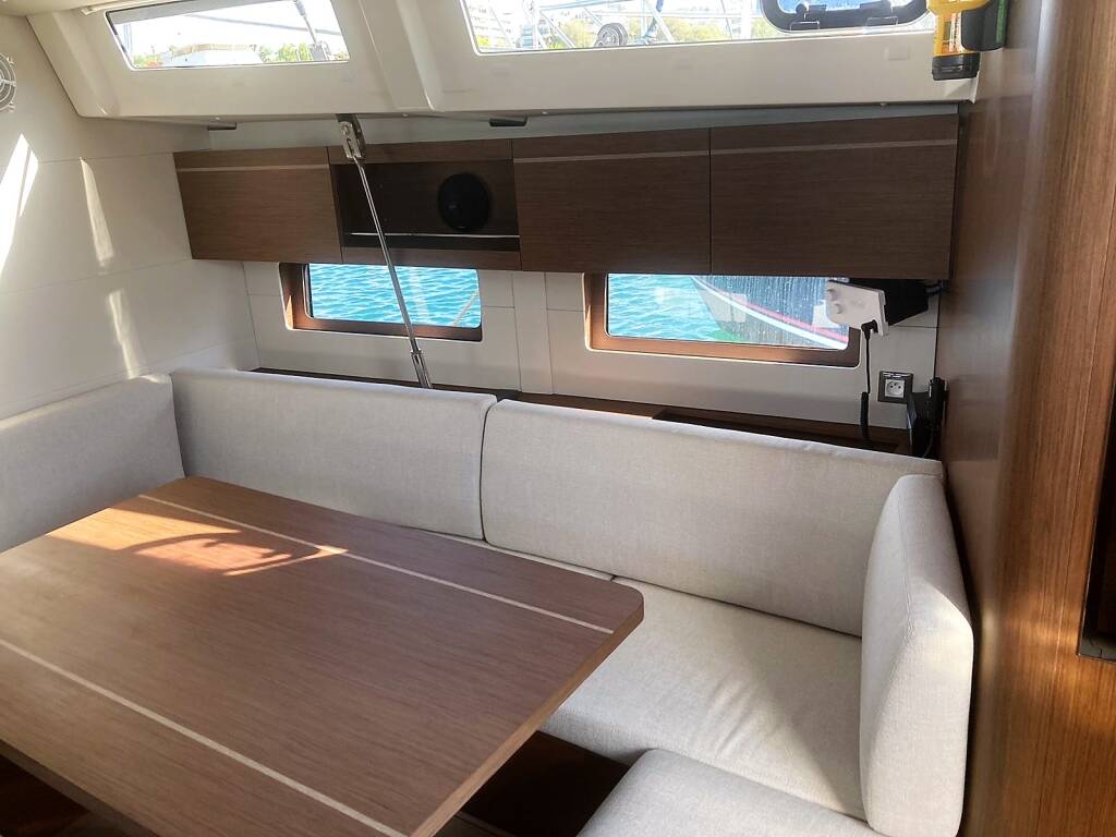 Oceanis 46.1   AC EVI