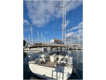 Oceanis 46.1 Blue Satellite