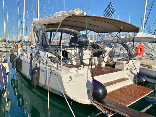 Oceanis 46.1  • Blue Satellite