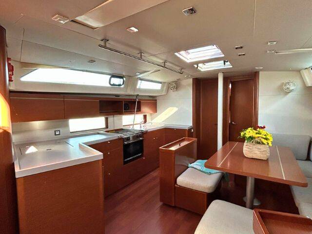 Oceanis 46.1  Blue Satellite