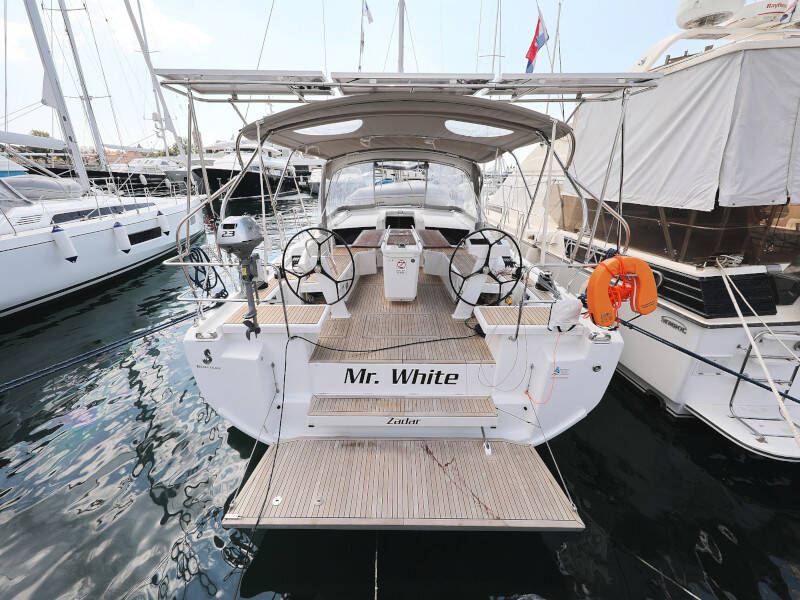 Oceanis 46.1 MR.WHITE