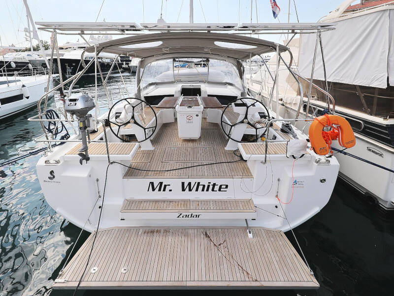 Oceanis 46.1 MR.WHITE 