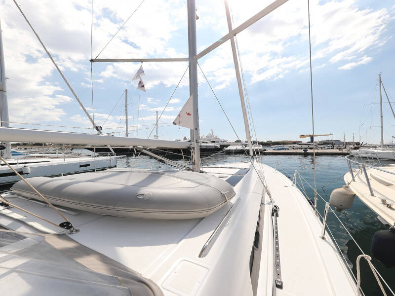 Oceanis 46.1 MR.WHITE 