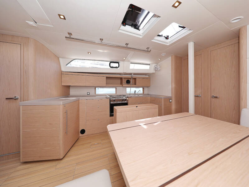 Oceanis 46.1 MR.WHITE 