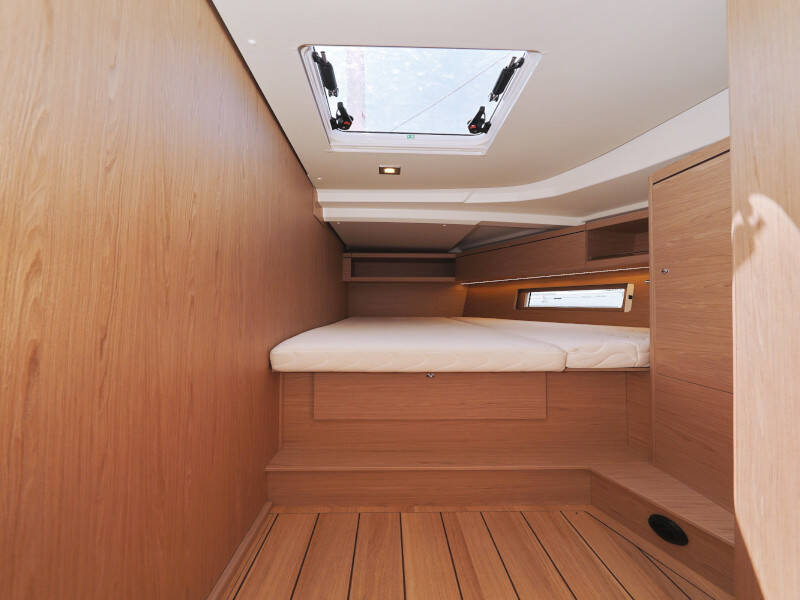 Oceanis 46.1 MR.WHITE 