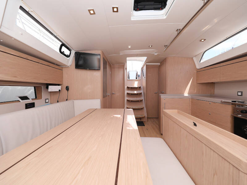 Oceanis 46.1 MR.WHITE 