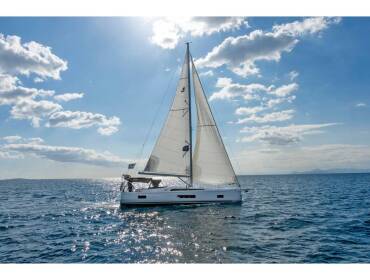Oceanis 46.1 • WHISPER