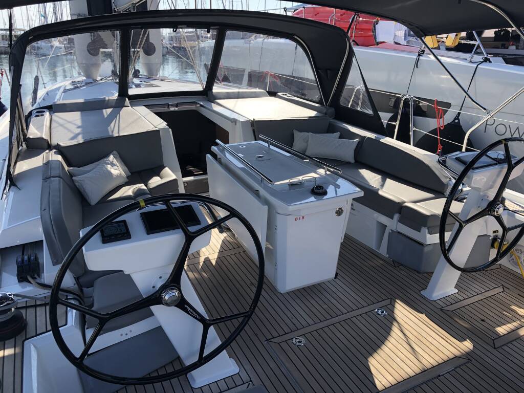 Oceanis 46.1 WHISPER