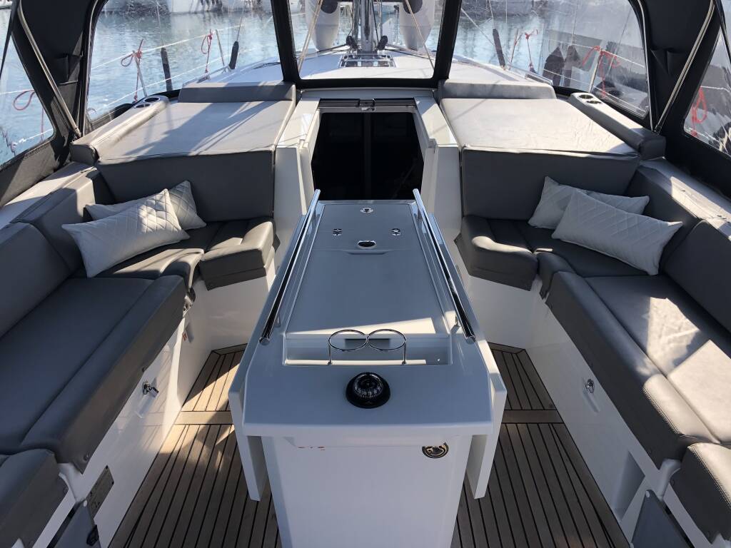 Oceanis 46.1 WHISPER