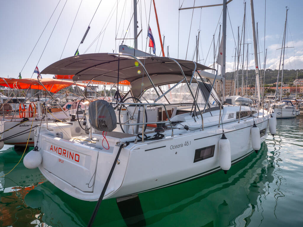 Oceanis 46.1 • AMORINO