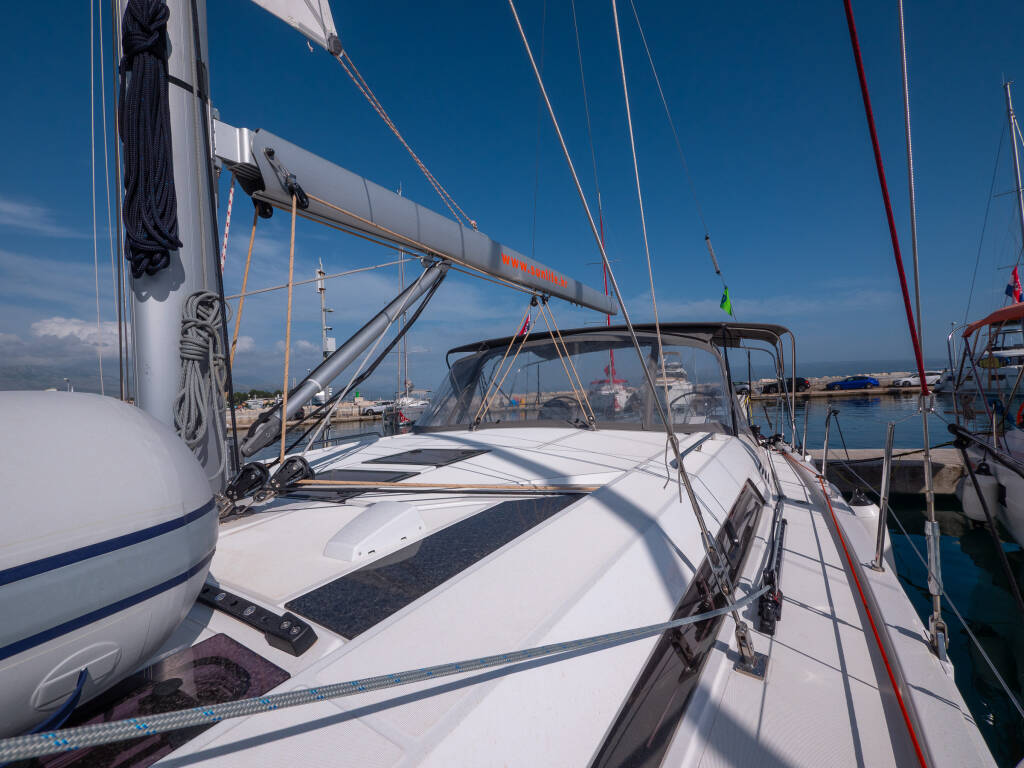Oceanis 46.1 AMORINO