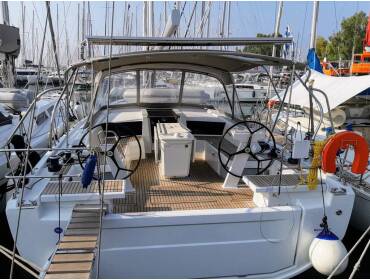 Oceanis 46.1- Ostria