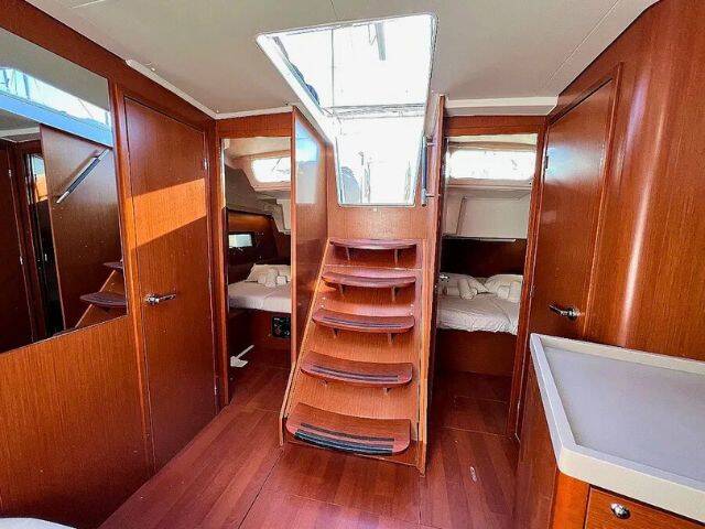 Oceanis 46.1- Ostria