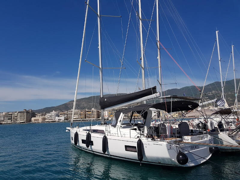 Oceanis 46.1 • Anemos (A/C , Generator 8kVA, Solar Panels, Bow Thruster, BBQ)