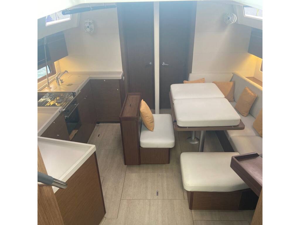 Oceanis 46.1 Victoria