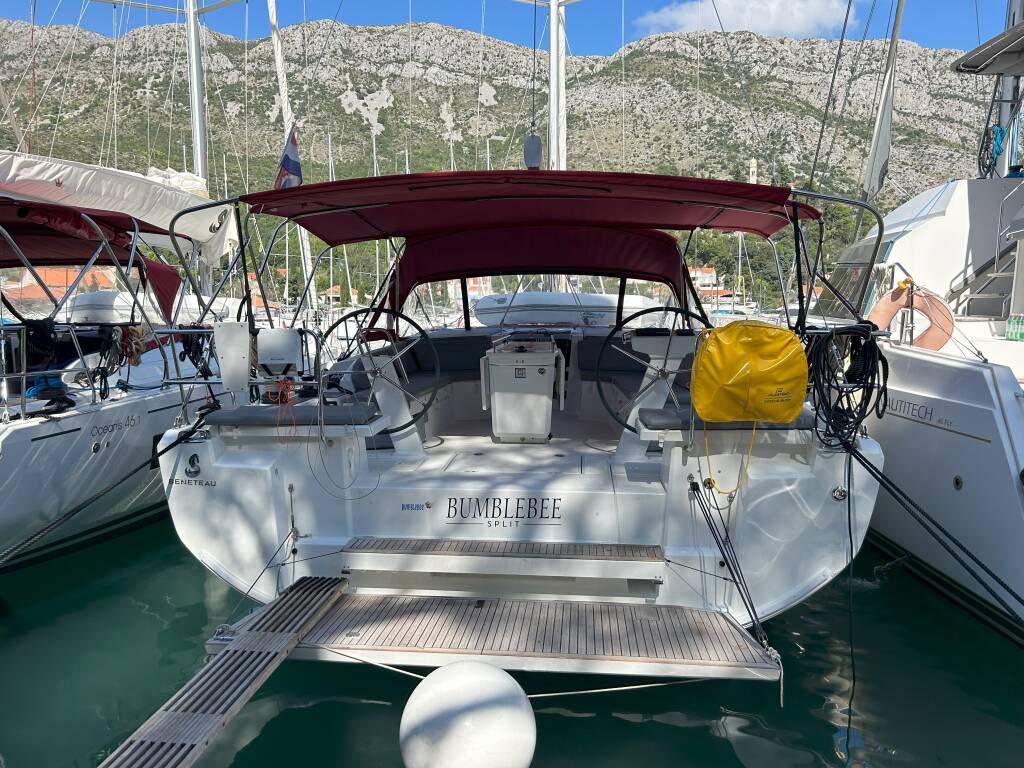 Oceanis 46.1 BUMBLEBEE