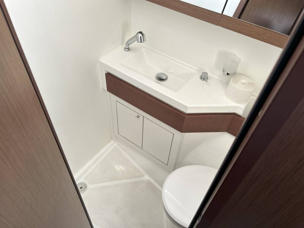 Oceanis 46.1  BUMBLEBEE