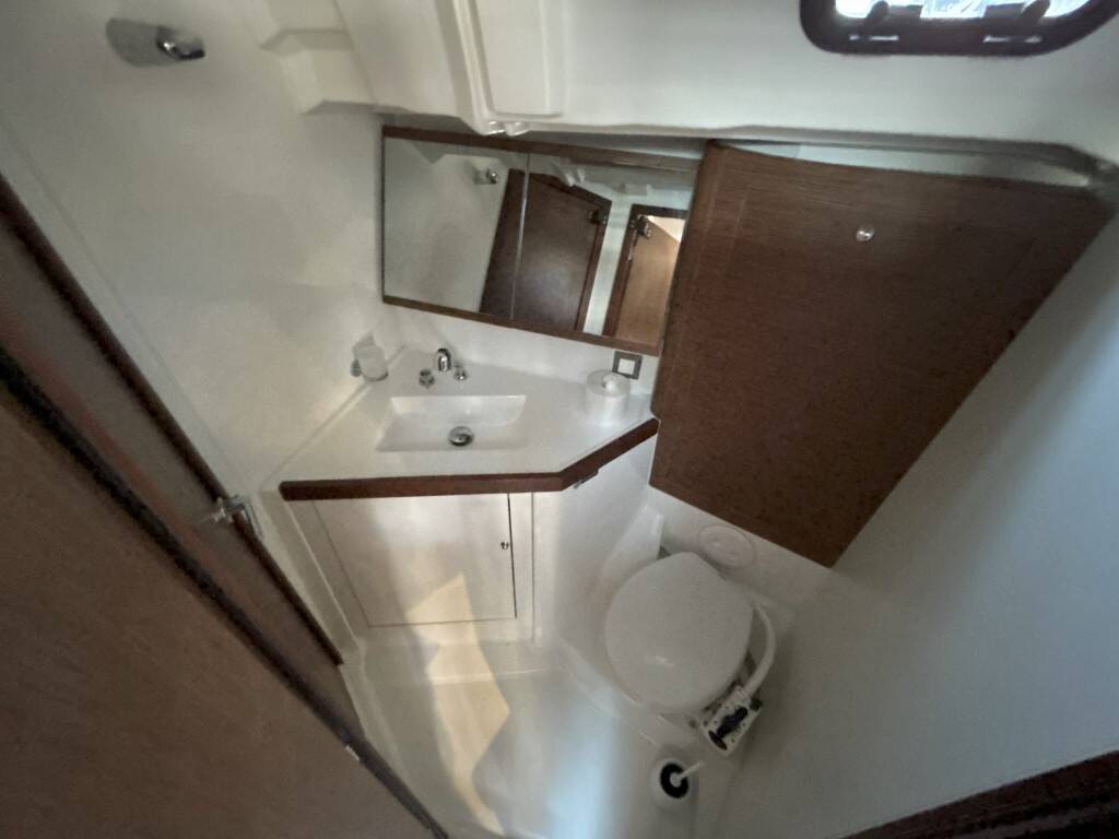 Oceanis 46.1  BUMBLEBEE