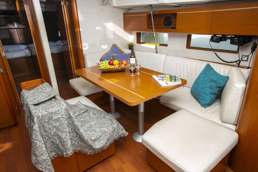 Oceanis 46.1 Dancing Queen