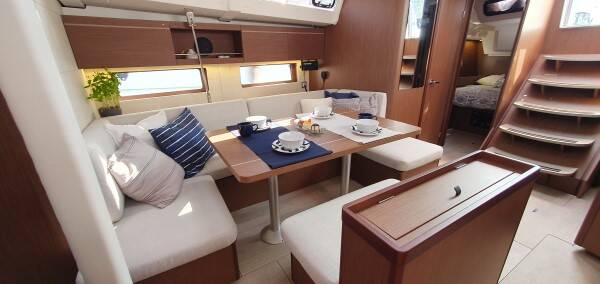 Oceanis 46.1  DOMMIE