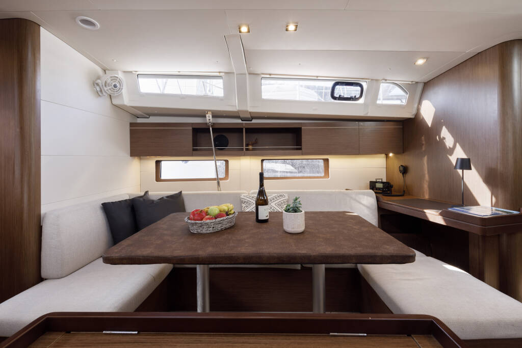 Oceanis 46.1 Nailah