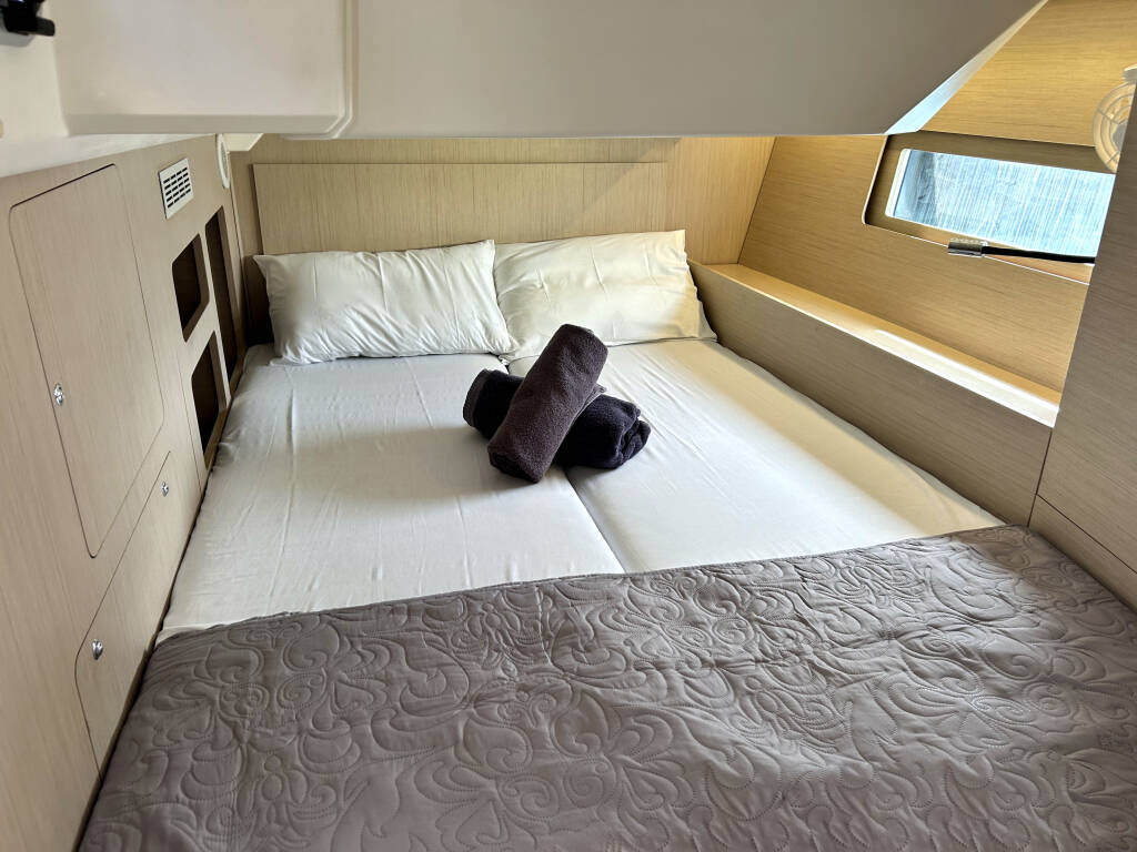 Oceanis 46.1 Capriccio (Refit 2025 - A/C - Generator - Electric Heads)