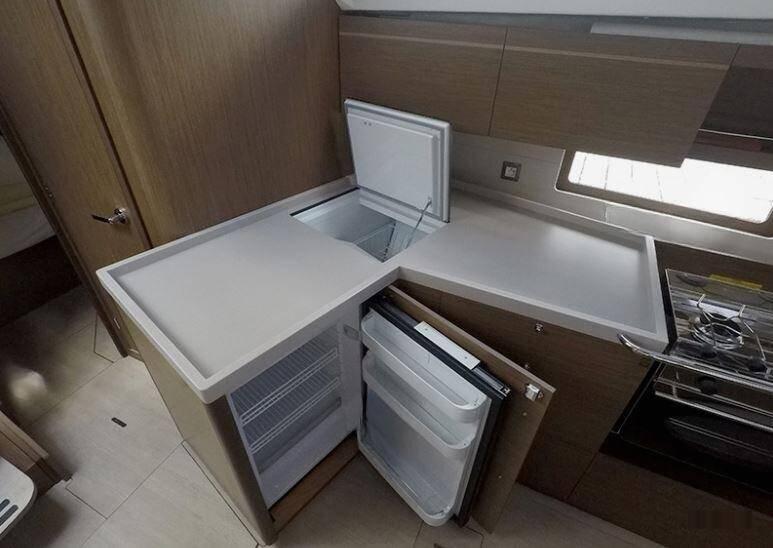 Oceanis 46.1 Enjoyablue