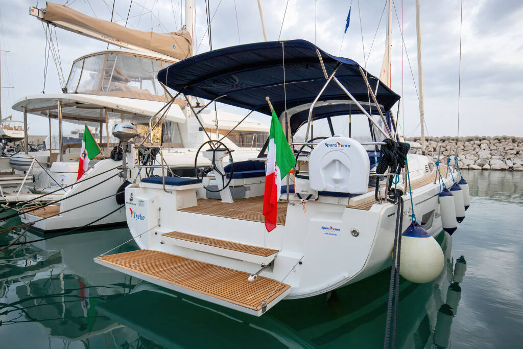 Oceanis 46.1  Tyche - Standard line