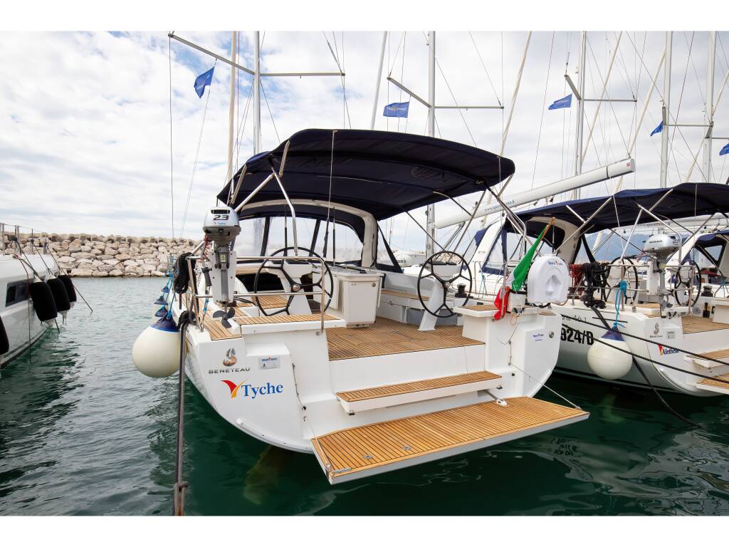 Oceanis 46.1  • Tyche - Standard line