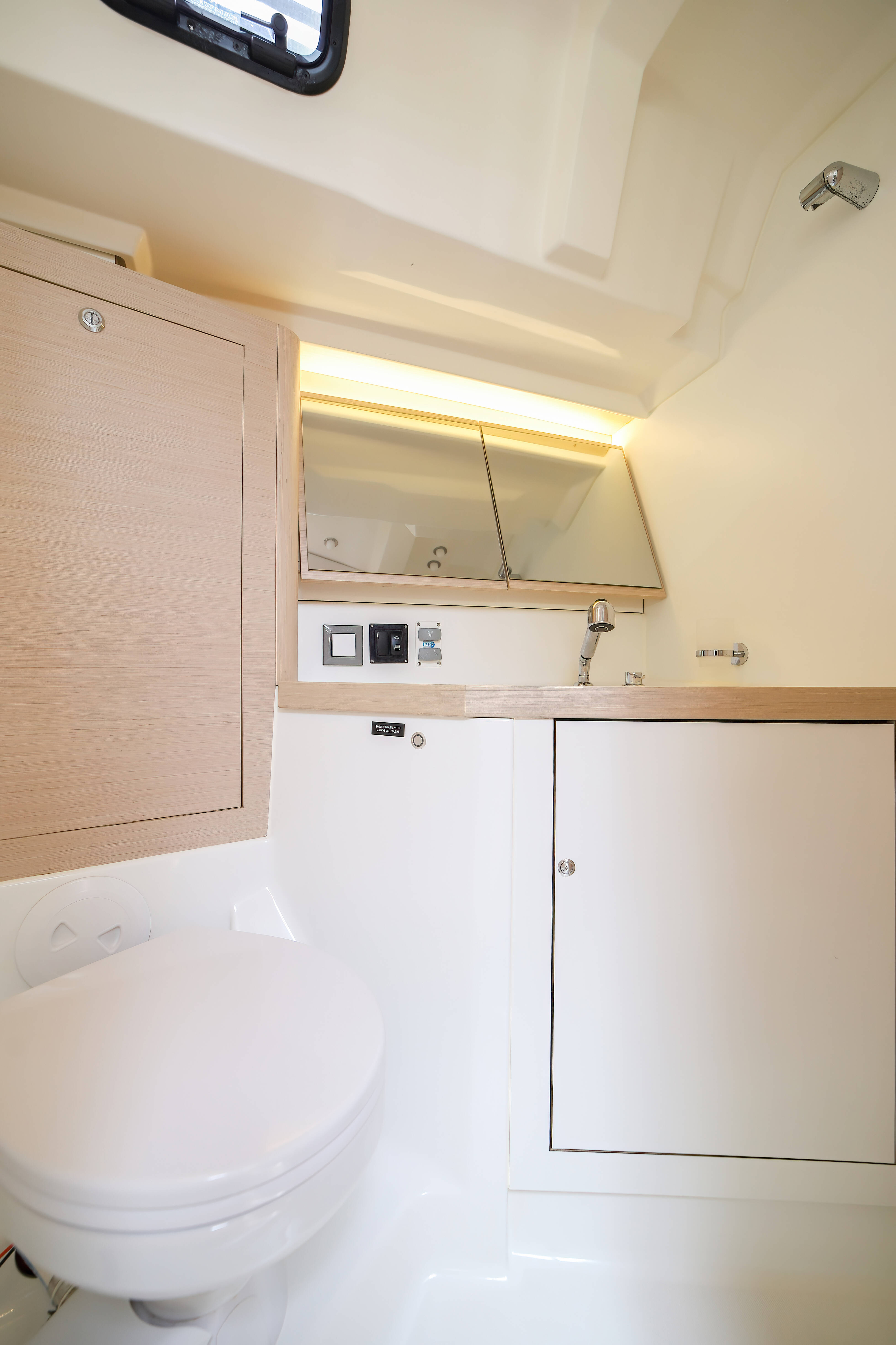 Oceanis 46.1 Eirene - Standard line