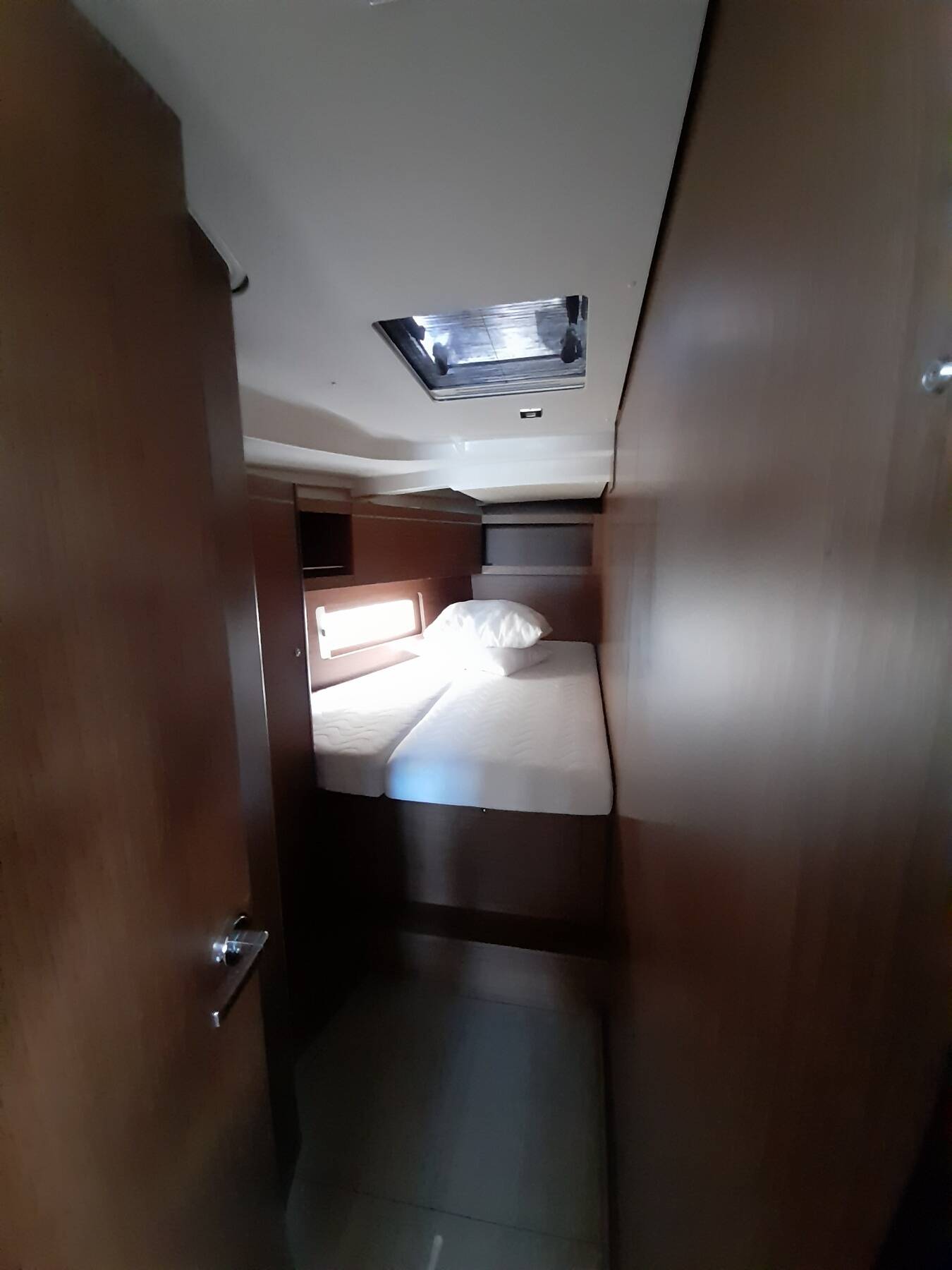 Oceanis 46.1 OKIROI (Performance Version, Electric WC, Bowthruster, Solar Panel, Inverter, Inox gangway) 