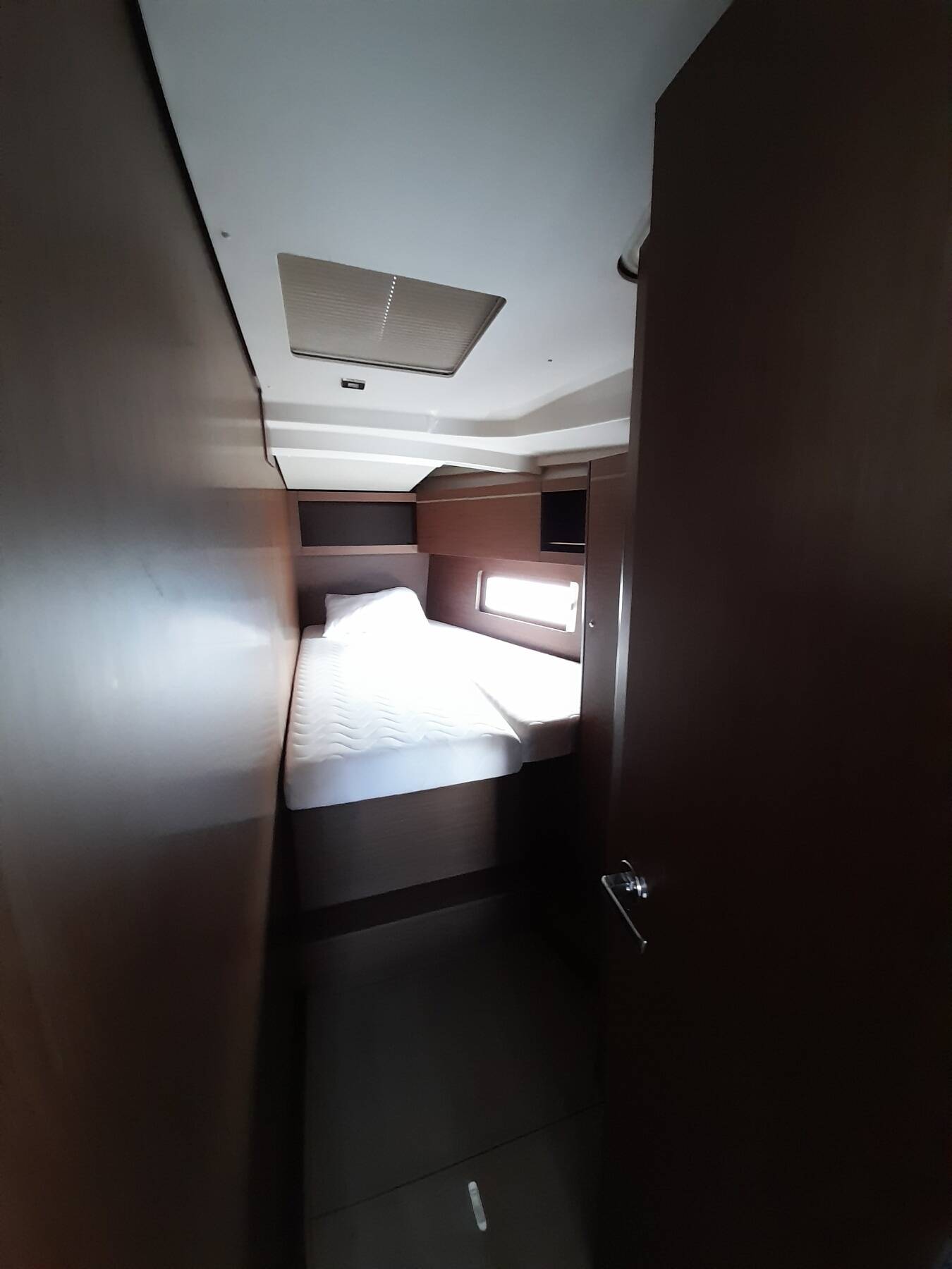 Oceanis 46.1 OKIROI (Performance Version, Electric WC, Bowthruster, Solar Panel, Inverter, Inox gangway) 