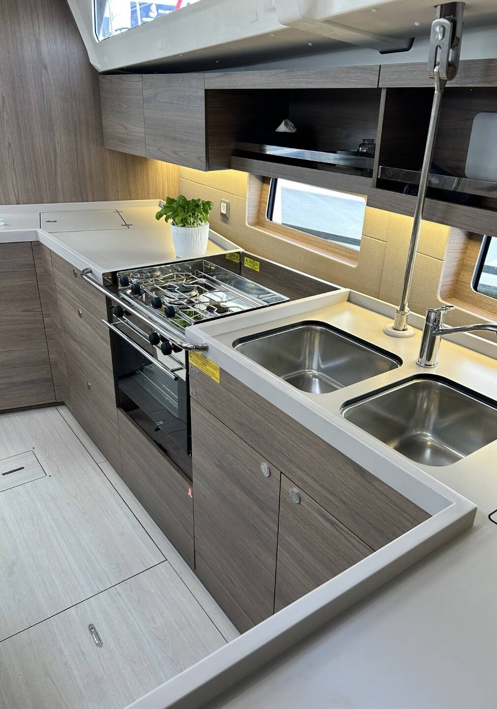 Oceanis 47 TIDE OF YOUR LIFE