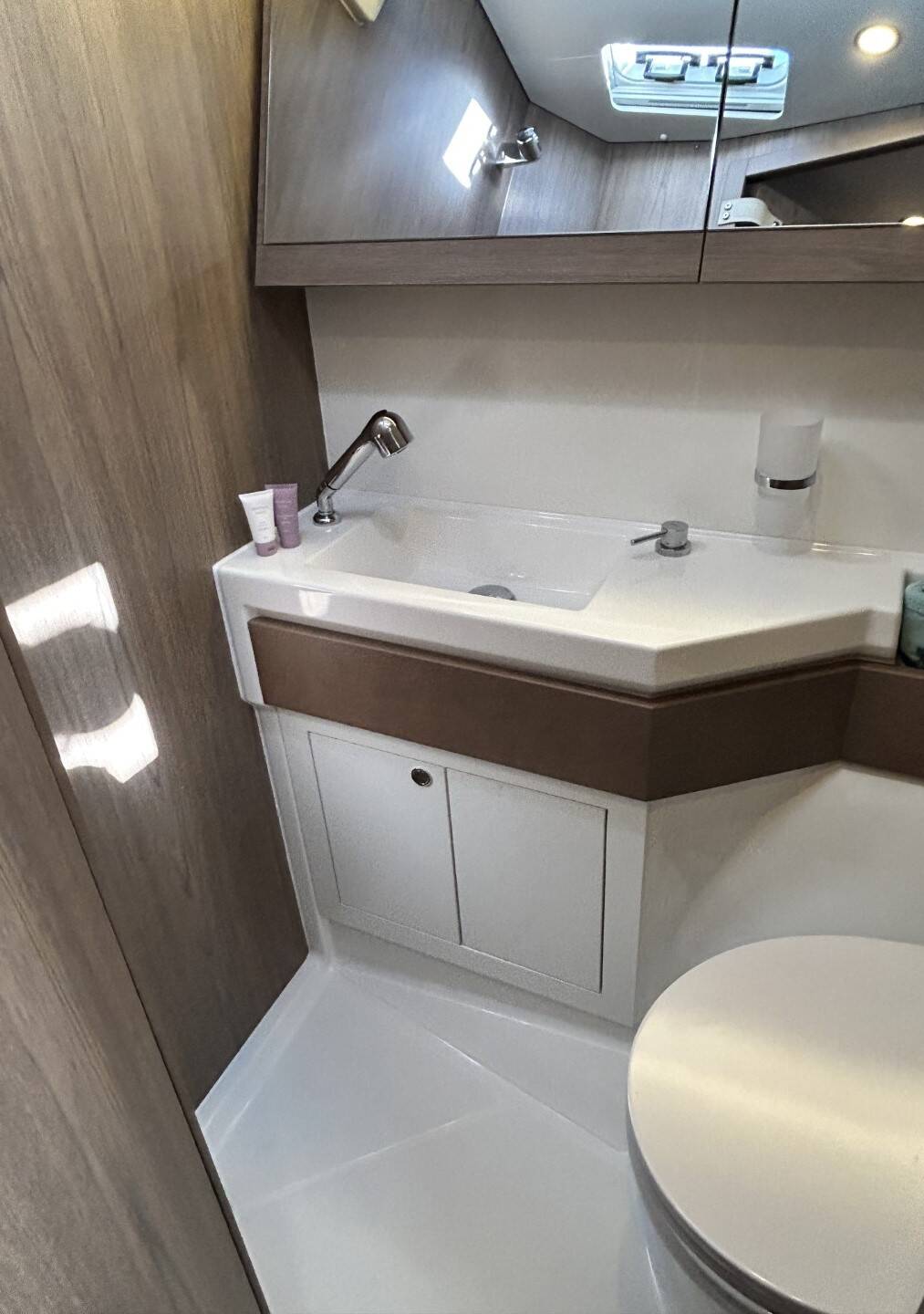 Oceanis 47 TIDE OF YOUR LIFE