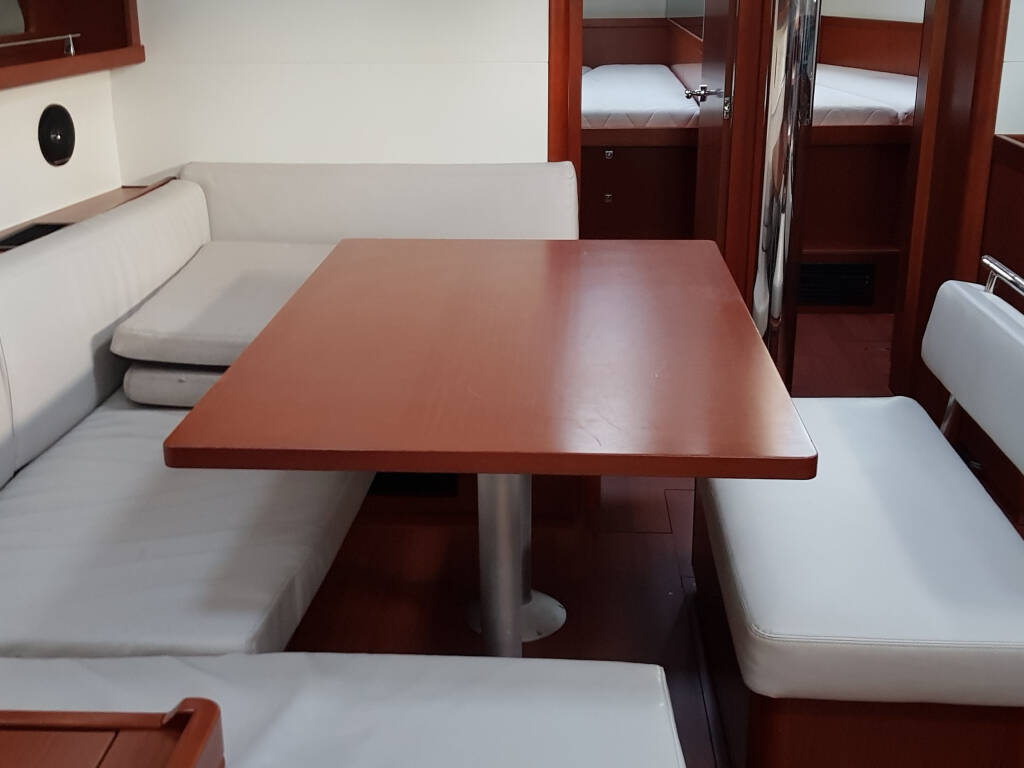 Oceanis 48 Senza Fine  ( A/C and Generator )