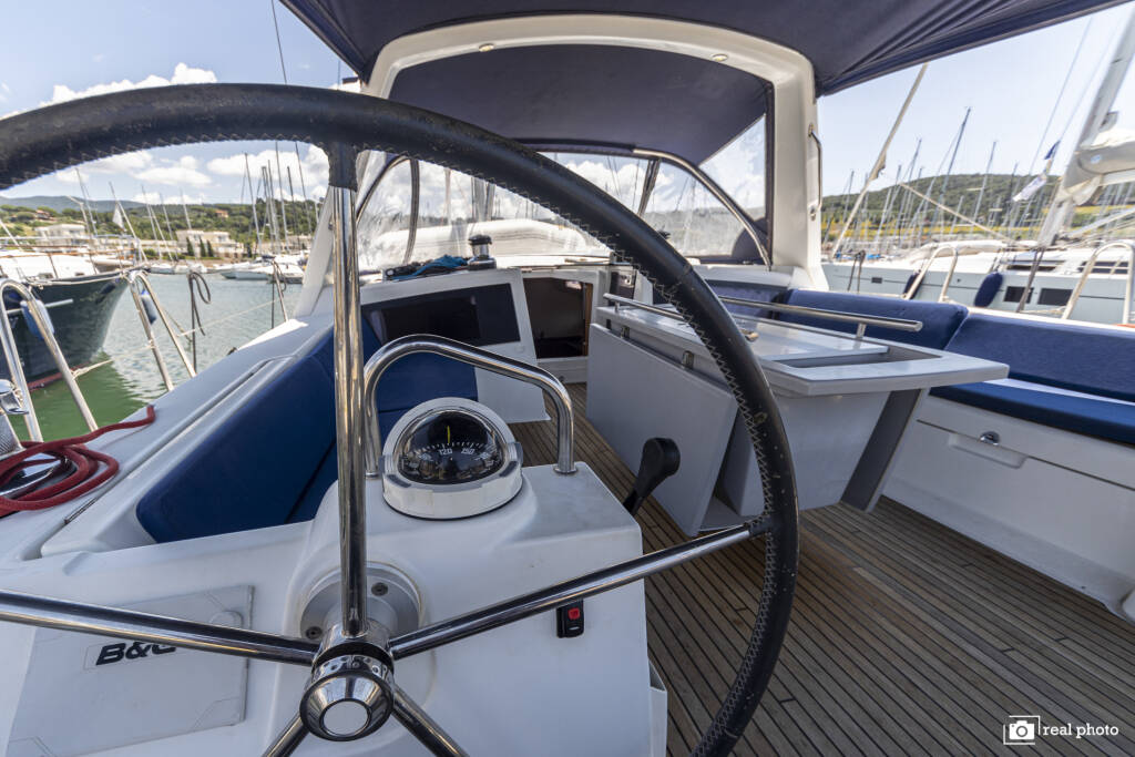 Oceanis 48 Anthea -  Solar Panel