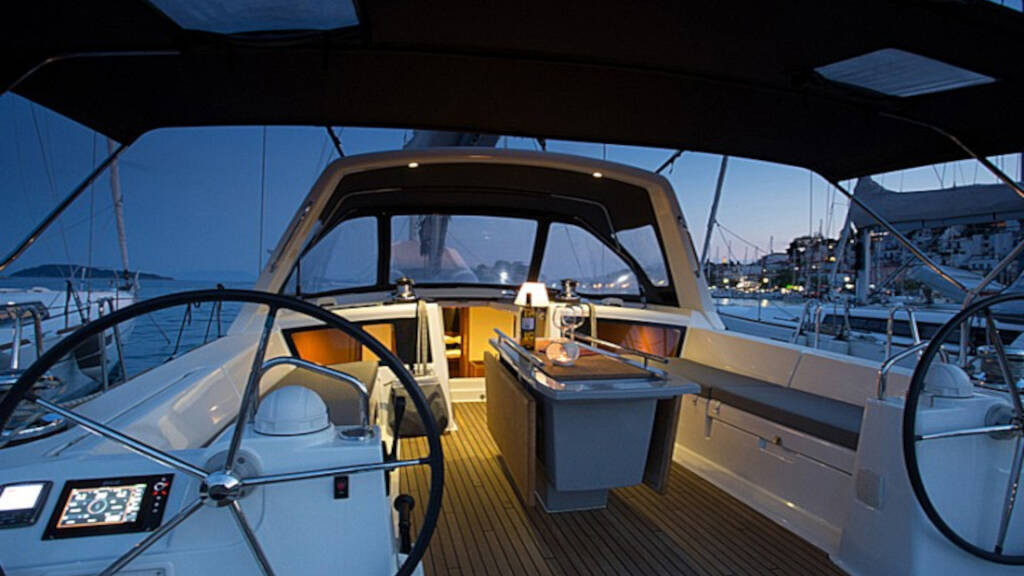 Oceanis 48 INVICTUS