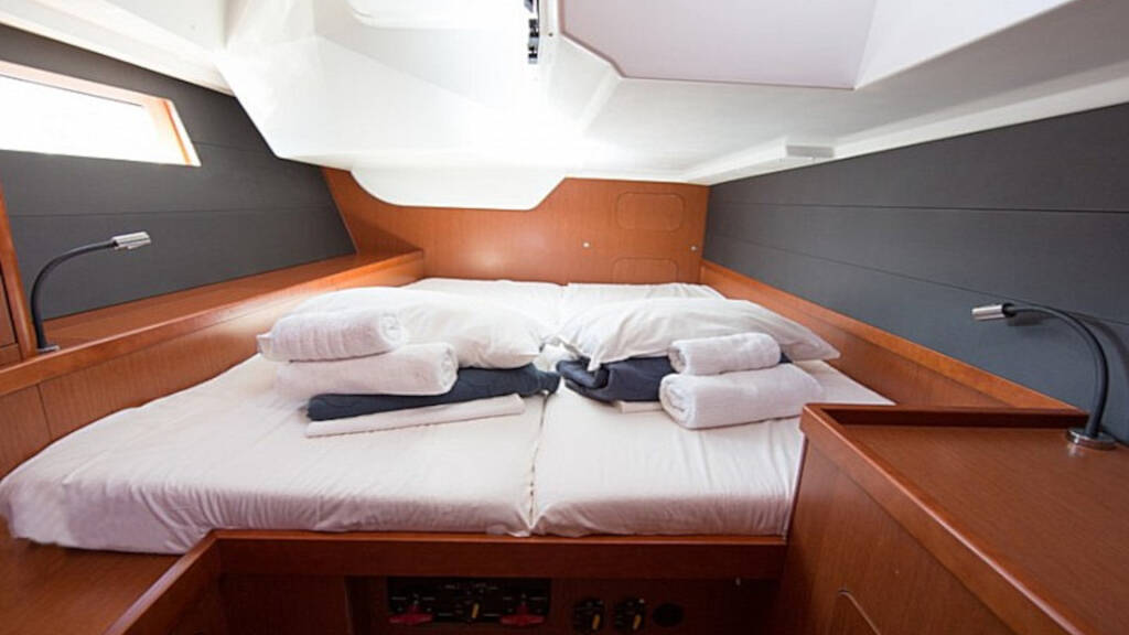 Oceanis 48 INVICTUS