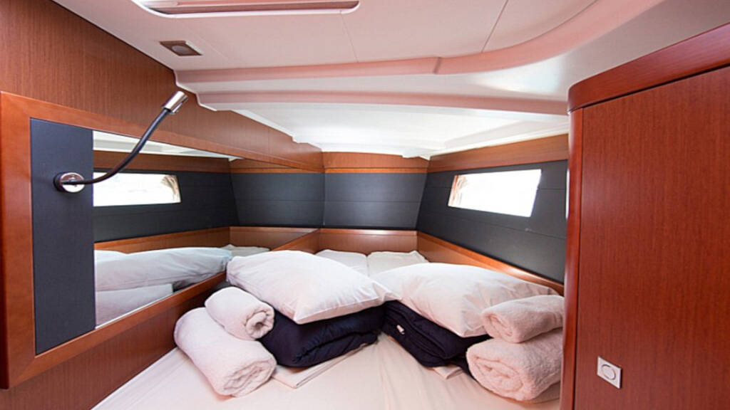 Oceanis 48 INVICTUS