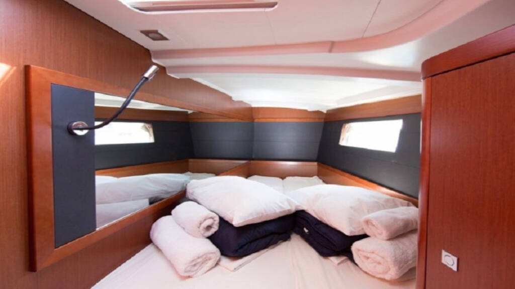 Oceanis 48 INVICTUS