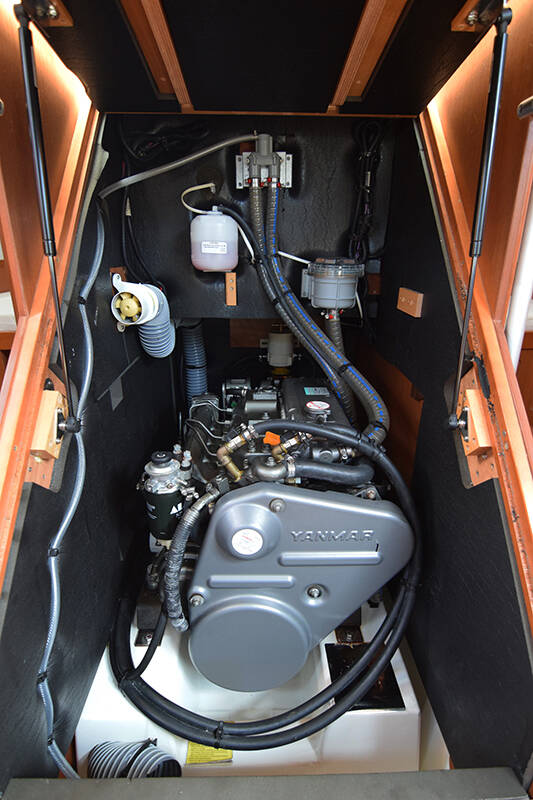 Oceanis 48 Butterfly (A/C - Generator - 12 pax)