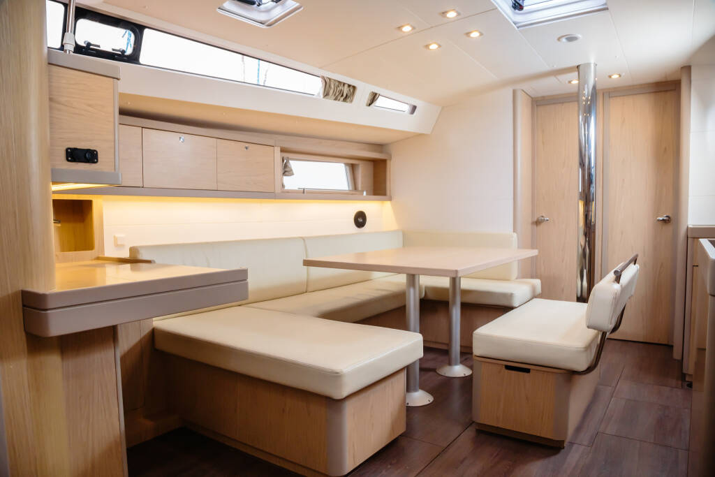 Oceanis 48 Hesperus - Standard line